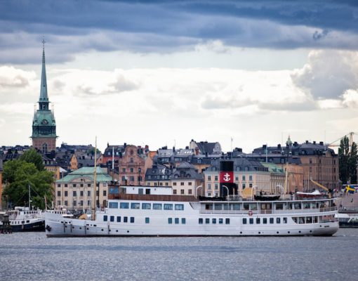 stockholm_boat.jpg